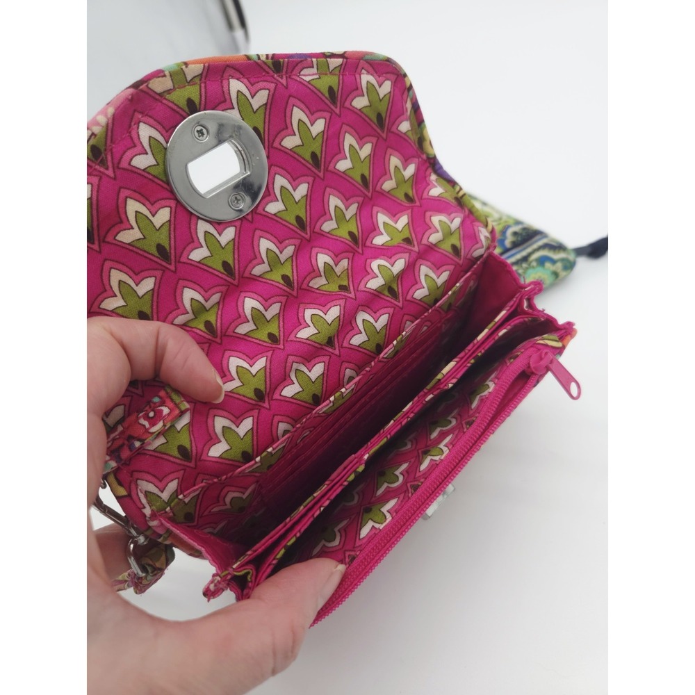 Lot of 2 Vera‎ Bradley Turnlock Floral Wallets Multicolor Women's Damaged - Picture 9 of 9